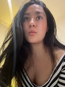 Nina lovi online show from December 7, 11:23 pm