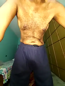 Snapshot of hornyindianmale82 chatting on May 21, 11:39 am hornyindianmale82 online show from May 21, 11:39 am