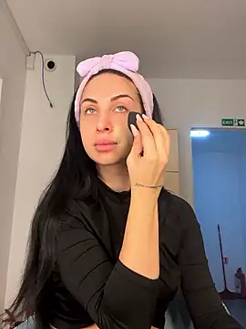 MeganHopeX online show from December 7, 6:32 am