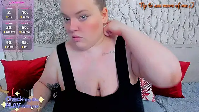 Snapshot of _MarryGirl_ chatting on January 9, 5:23 am  MarryGirl  online show from January 9, 5:23 am
