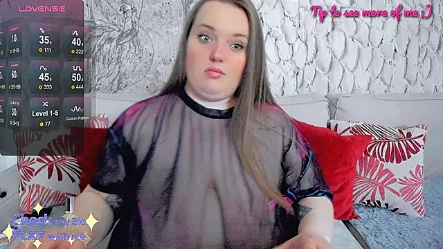 Snapshot of _MarryGirl_ chatting on February 9, 7:30 pm  MarryGirl  online show from February 9, 7:30 pm