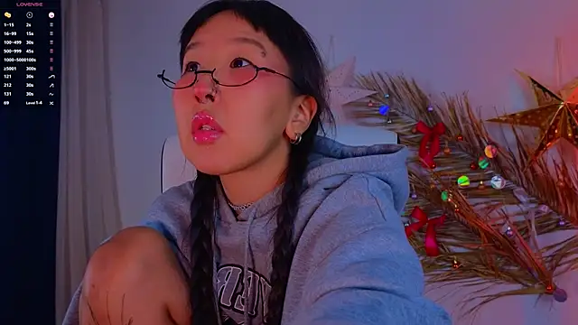 Snapshot of a11yson chatting on December 30, 3:46 pm a11yson online show from December 30, 3:46 pm