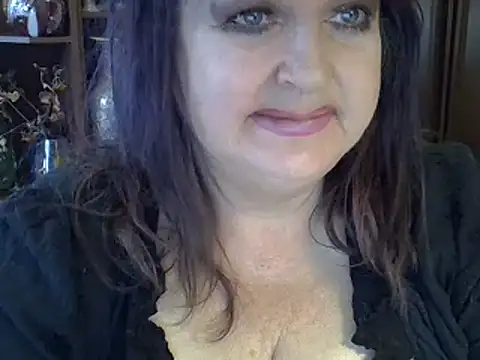 ElenaZed online show from February 13, 9:30 am