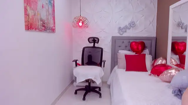 Snapshot of Sharon_tits chatting on February 7, 10:41 am Sharon tits online show from February 7, 10:41 am