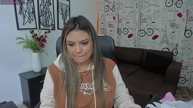 sweetfabianaxl online show from February 21, 7:43 pm