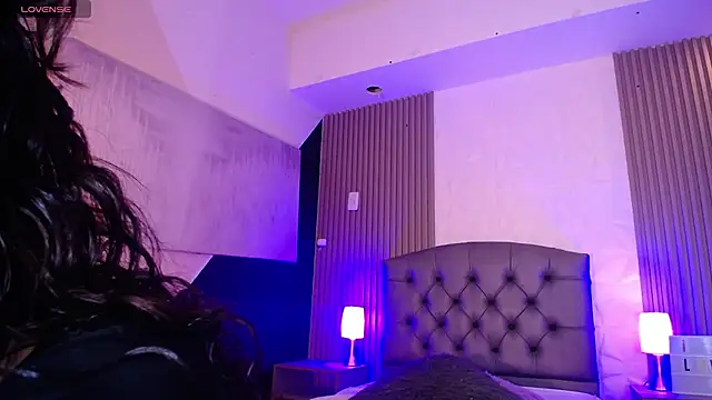 Snapshot of ximena_diaz chatting on February 12, 7:24 pm ximena diaz online show from February 12, 7:24 pm