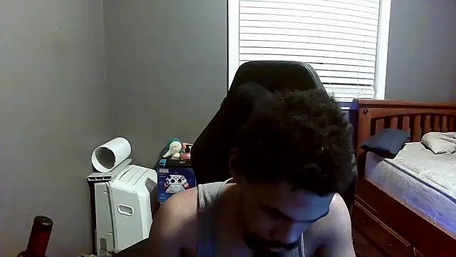 Neovergil0 online show from February 19, 6:00 am