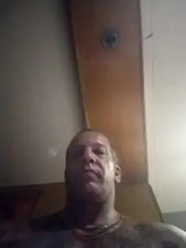 trucker1979 online show from July 18, 1:48 pm