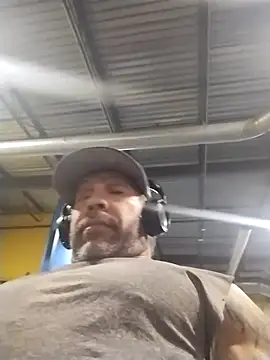 trucker1979 online show from August 9, 7:46 am