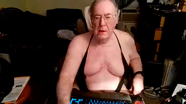 Toastir online show from November 22, 9:25 pm