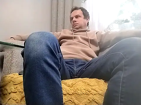 grzes19763 online show from September 30, 8:41 am