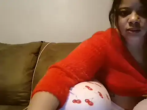 beautylovess online show from March 8, 10:13 pm