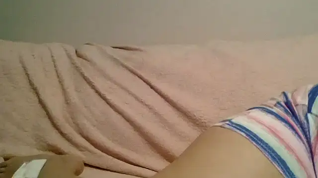 beautylovess online show from March 25, 9:21 pm