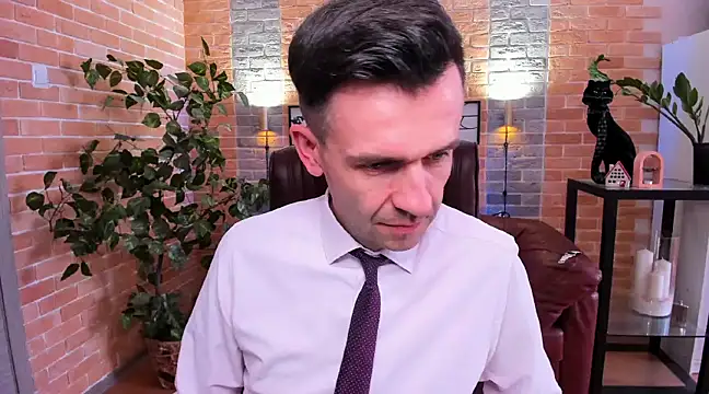 SteveTiger online show from February 6, 10:59 am