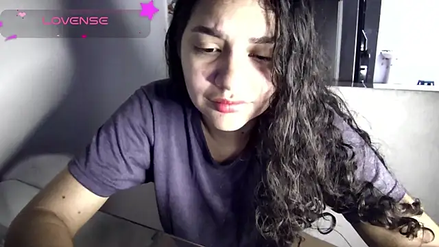 blerstefan1 online show from January 25, 12:58 pm