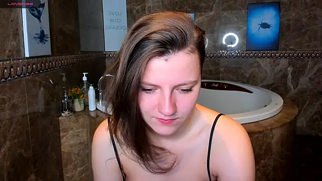 MelindaTin online show from January 31, 1:11 am