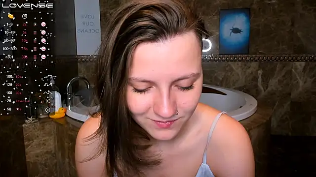 MelindaTin online show from February 14, 1:13 am