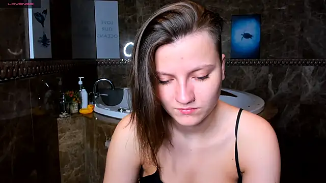 MelindaTin online show from February 21, 12:16 am