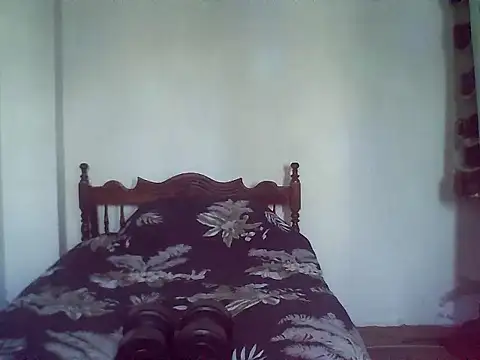 Snapshot of Latinjim29 chatting on December 21, 6:04 pm Latinjim29 online show from December 21, 6:04 pm