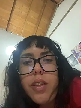 Snapshot of LillyCandy chatting on February 18, 2:40 am LillyCandy online show from February 18, 2:40 am