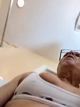 bobby69cock online show from September 29, 12:38 am