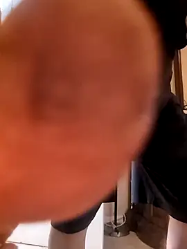 bobby69cock online show from November 3, 7:37 pm