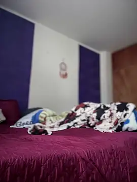 Ixchel Anaid online show from October 4, 5:11 pm