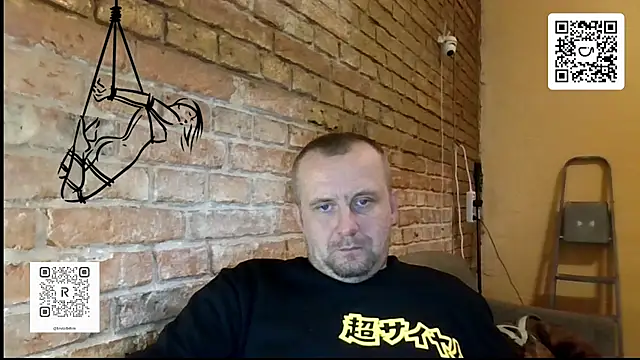 Snapshot of MrWhitePL chatting on November 4, 5:23 pm MrWhitePL online show from November 4, 5:23 pm