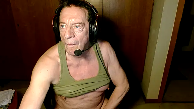 GentlePorn online show from April 29, 8:48 pm