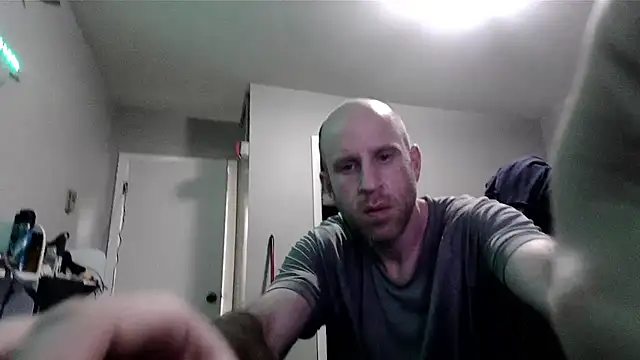Snapshot of Anix888 chatting on January 19, 10:41 am Anix888 online show from January 19, 10:41 am
