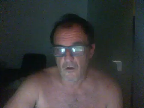 Snapshot of ConradinhoBR50 chatting on May 13, 5:27 am ConradinhoBR50 online show from May 13, 5:27 am