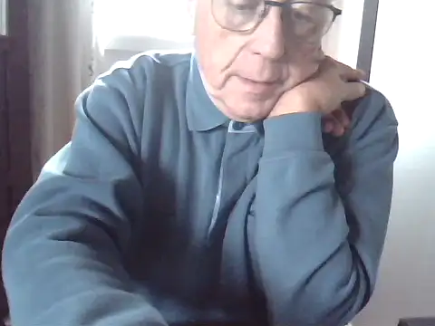 johnjohn622662 online show from November 9, 10:57 am