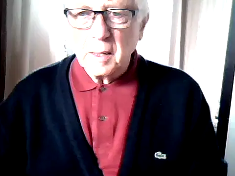 Snapshot of johnjohn622662 chatting on May 5, 8:11 am johnjohn622662 online show from May 5, 8:11 am