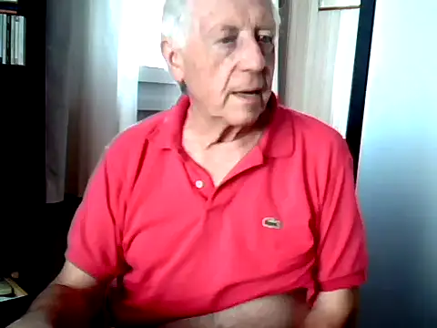 Snapshot of johnjohn622662 chatting on July 15, 9:03 am johnjohn622662 online show from July 15, 9:03 am