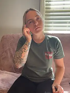 Snapshot of jaseyrae chatting on May 28, 2:47 pm jaseyrae online show from May 28, 2:47 pm