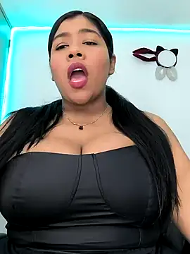Snapshot of paola091 chatting on January 28, 8:47 pm paola091 online show from January 28, 8:47 pm