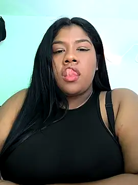 Snapshot of paola091 chatting on April 28, 2:27 am paola091 online show from April 28, 2:27 am