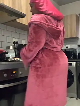 CurvyDesire1 online show from October 21, 4:24 am