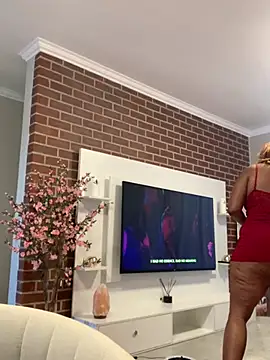 Snapshot of CurvyDesire1 chatting on March 29, 5:29 am CurvyDesire1 online show from March 29, 5:29 am