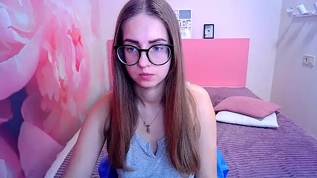 AliceAdams online show from January 9, 2:07 pm