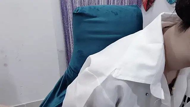 Aminababiew online show from April 18, 1:20 am