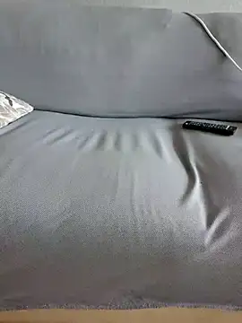 Snapshot of praqun2021 chatting on February 24, 6:44 am praqun2021 online show from February 24, 6:44 am