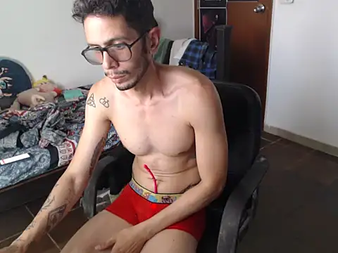 alisterxxx online show from March 12, 6:58 pm