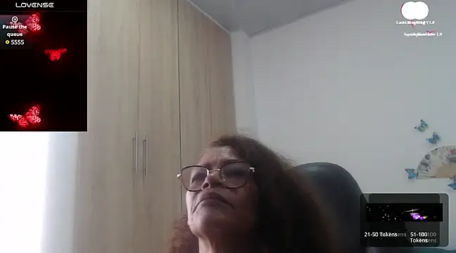 Snapshot of BustyMilf_ chatting on February 7, 6:13 pm BustyMilf online show from February 7, 6:13 pm