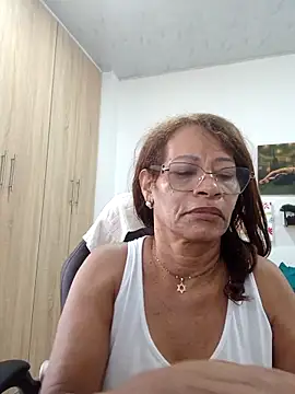 BustyMilf  online show from March 27, 12:49 pm