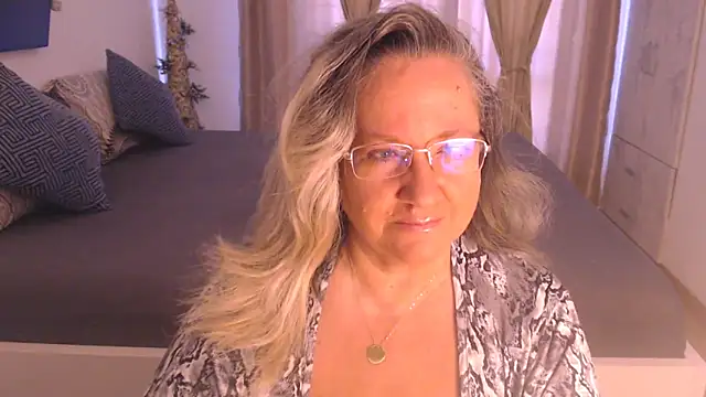 Raisshy online show from September 21, 9:55 am