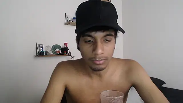 Snapshot of stevenosori chatting on November 19, 9:26 pm stevenosori online show from November 19, 9:26 pm