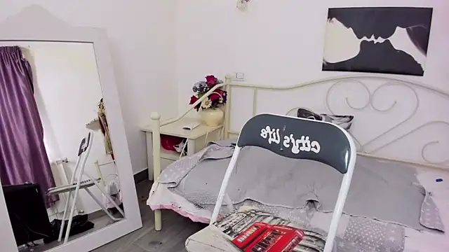 Snapshot of jessystarr chatting on March 16, 1:49 pm jessystarr online show from March 16, 1:49 pm