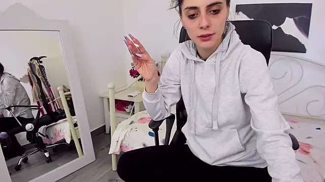 Snapshot of jessystarr chatting on March 21, 2:29 pm jessystarr online show from March 21, 2:29 pm