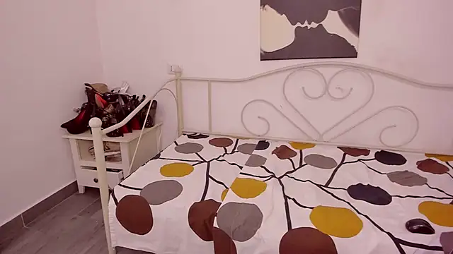 Snapshot of jessystarr chatting on October 6, 2:47 pm jessystarr online show from October 6, 2:47 pm